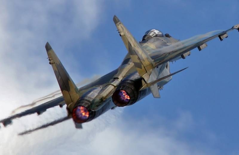 Уничтожение авиаударом склада с боеприпасами ВСУ в Херсонской области попало в кадр