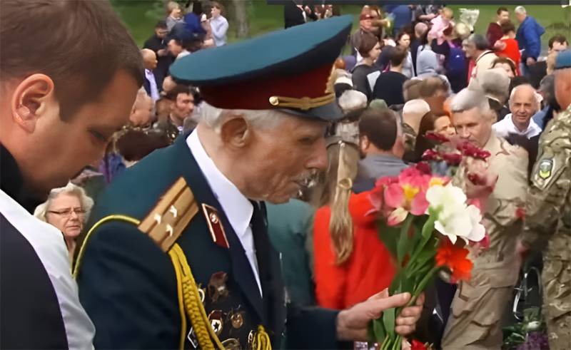 В Одессе запретили все праздничные мероприятия 8 и 9 мая, напомнив ветеранам об уголовной ответственности за ношение советских наград