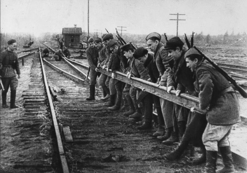 "Kuibyshev traffic jam": the first transport crisis in the USSR during the Great Patriotic War