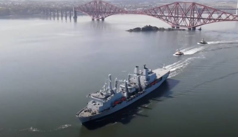 Пройдёт ремонт после ремонта: британский флот испытывает проблемы с единственным судном снабжения АУГ