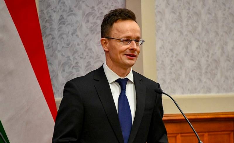 Власти Венгрии потребовали от Киева и Еврокомиссии объяснения ситуации с нефтепроводом «Дружба»