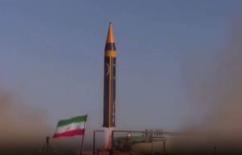 Иран создал хорошо защищенную от РЭБ баллистическую ракету с дальностью полета в 2000 километров