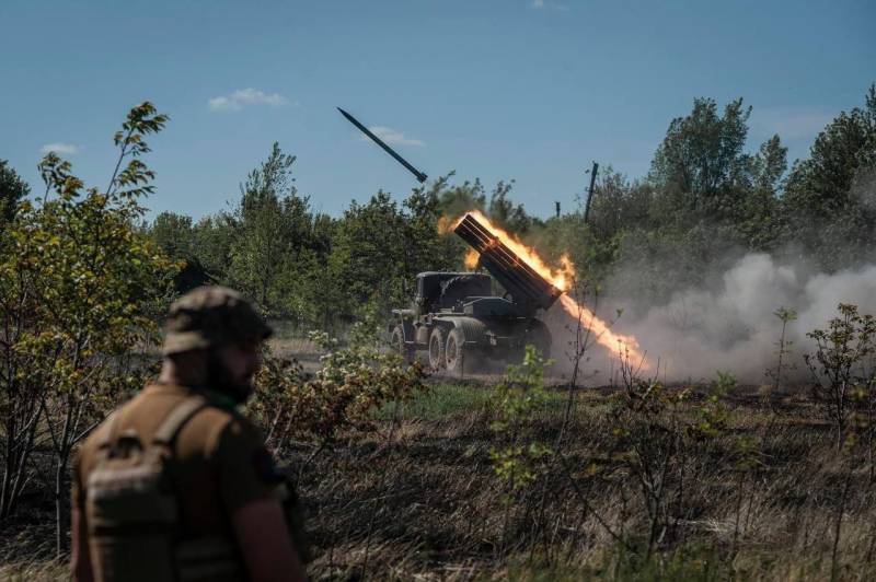 Подоляк: Контрнаступление украинских войск уже началось в виде предварительных операций