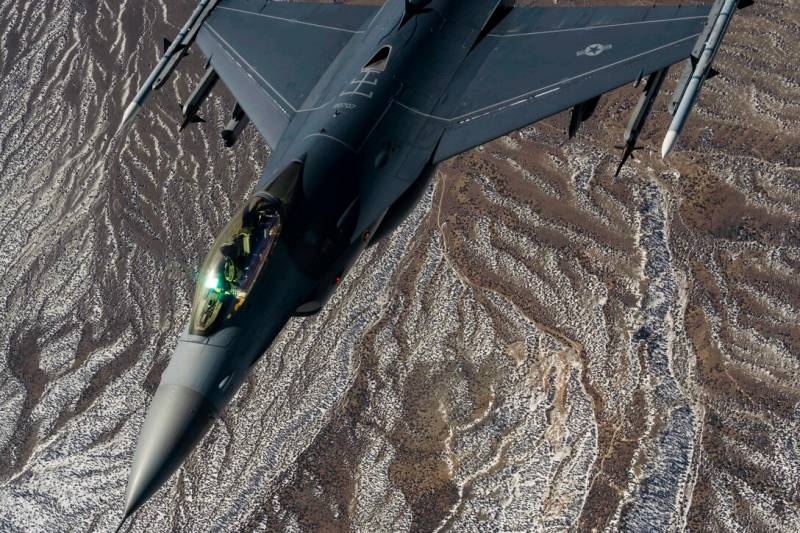 “欧洲的另一个乌龙球”：意大利媒体评论计划向乌克兰交付 F-16 战斗机