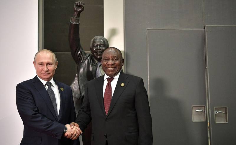 Президент ЮАР заявил о готовности глав России и Украины обсудить африканский план по урегулированию конфликта