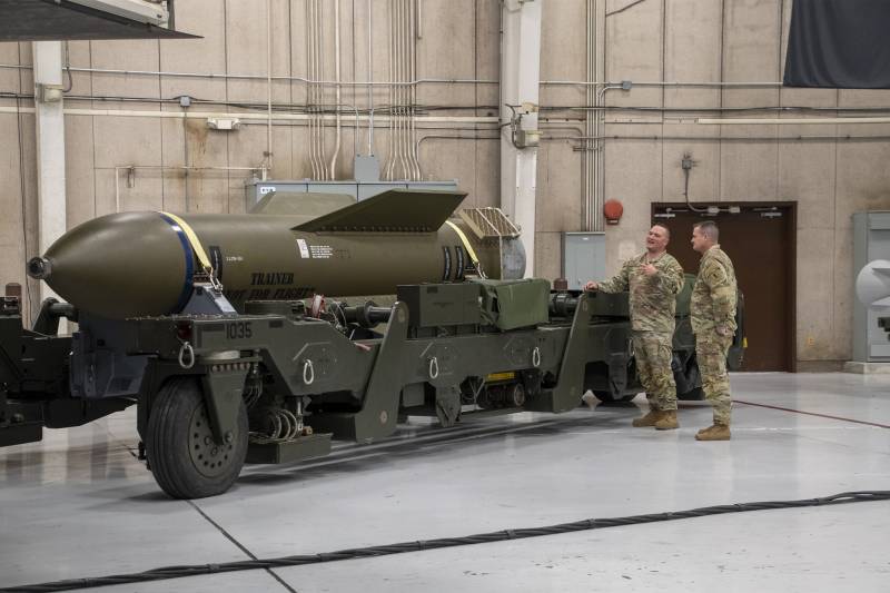 Bombas MOP GBU-57A/B: novas fotos e novos detalhes