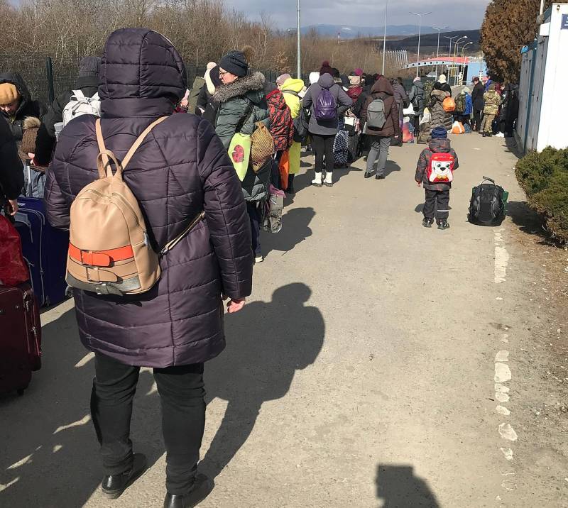 В ЕС предлагают платить украинским беженцам, чтобы они уехали домой