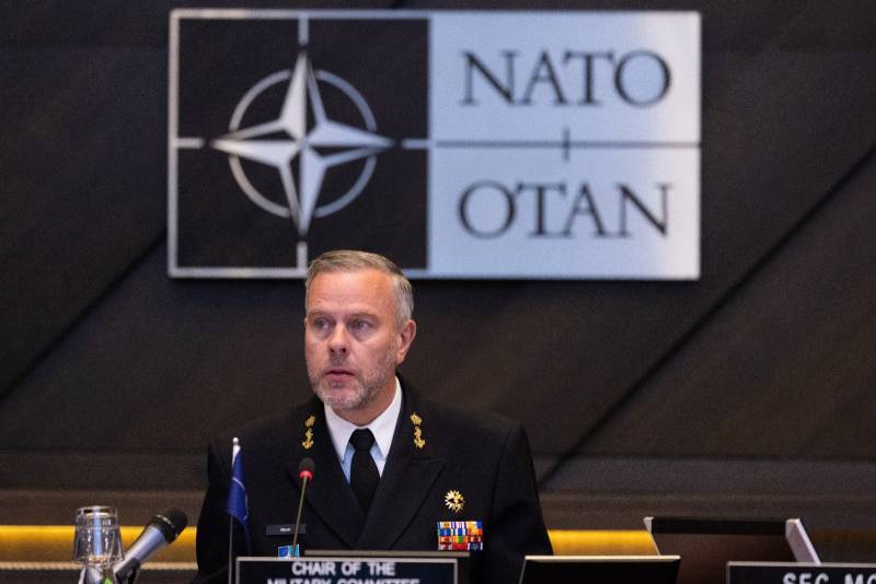 Председатель Военного комитета НАТО прибыл с двухдневным официальным визитом в Молдову