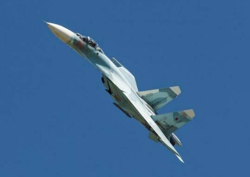 Минобороны РФ: Истребитель Су-27 поднимали в воздух из-за пролета у российской границы французского и немецкого военных самолетов