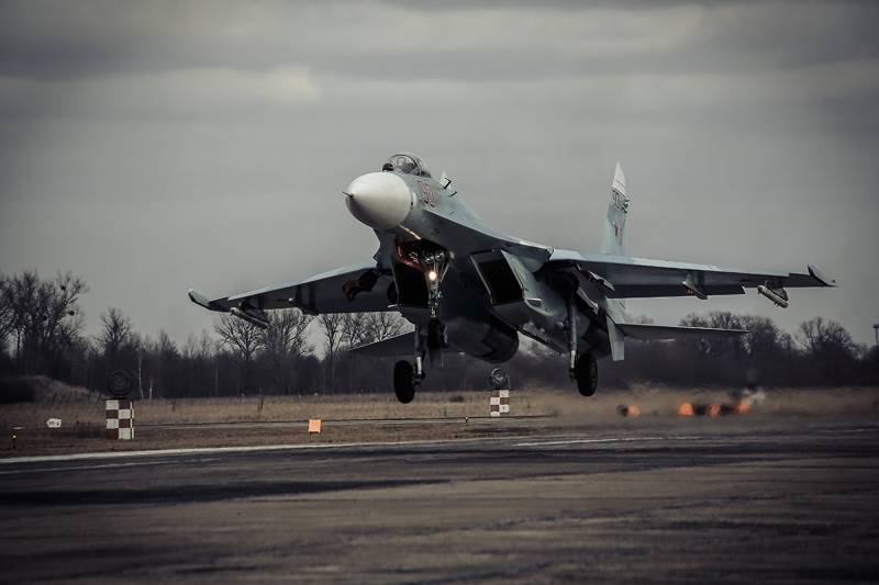 Российский истребитель Су-27 перехватил над Балтийским морем два американских стратегических бомбардировщика В-1В