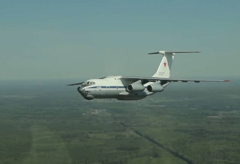 1º de junho - Dia da Aviação de Transporte Militar Russo