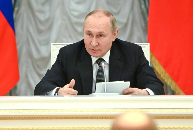 Президент РФ объяснил фразу «к сожалению», говоря о том, что подрыв дамбы сорвал планы наступления ВСУ через Днепр