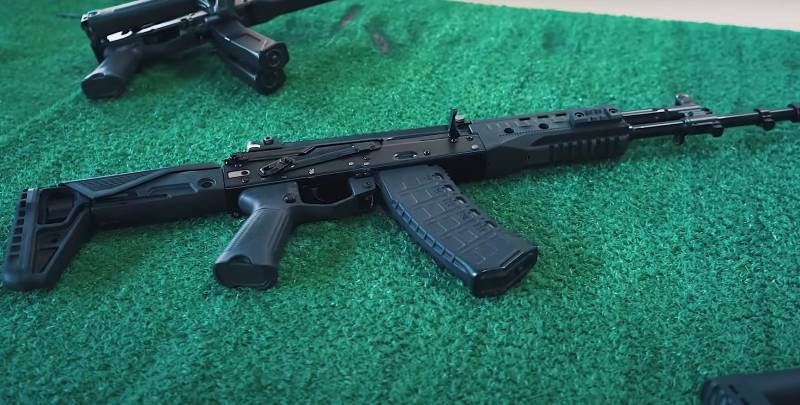 AK-12 phiên bản 2023: Thiết kế của máy nhận được những thay đổi gì