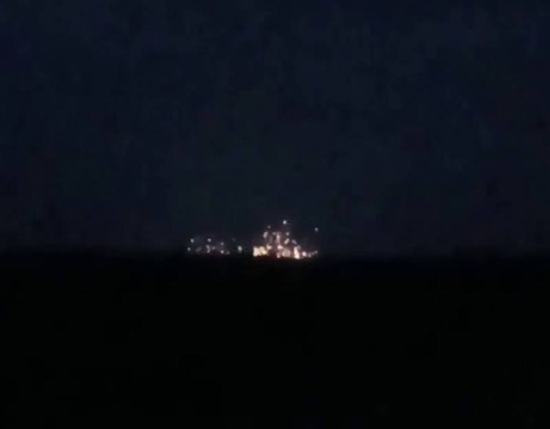 ВС РФ с использованием ТОС «Солнцепёк» и РСЗО нанесли удары по пытавшейся создать плацдарм в районе Антоновского моста группе противника