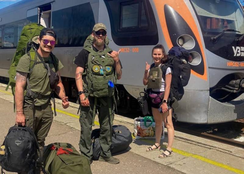 Украинские волонтёры раскрыли, что на поражённом ударом объекте в Краматорске находились военнослужащие ВСУ и западные инструкторы