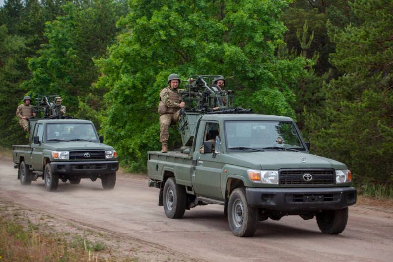 Μονάδες της ομάδας "Βορράς" των Ενόπλων Δυνάμεων της Ουκρανίας έλαβαν κινητές αντιαεροπορικές εγκαταστάσεις MR-2 Viktor