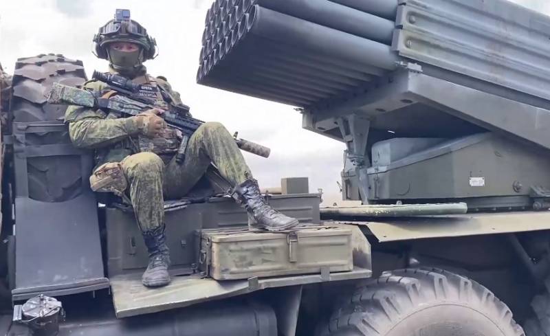 Ρωσικές μονάδες αντεπιτίθενται και σπρώχνουν τον εχθρό προς τα πίσω δυτικά του Αρτεμόφσκ στην περιοχή Ιβανόφσκι