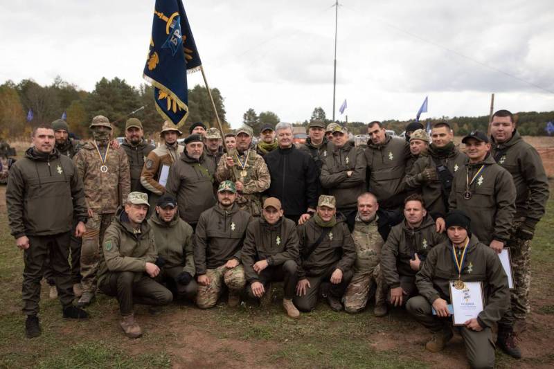 L'ancien président ukrainien Porochenko a de nouveau annoncé le début de la contre-offensive des forces armées ukrainiennes "dans les prochaines heures"