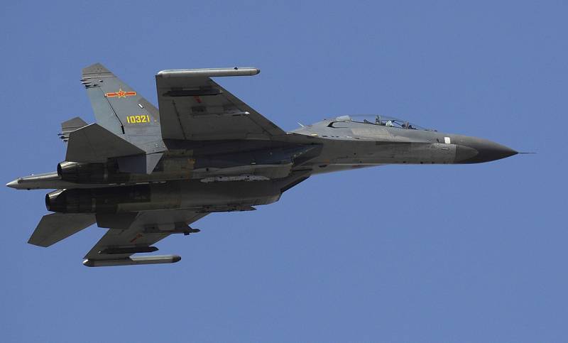Китайские военные самолёты и корабли совершили манёвры вблизи Тайваня