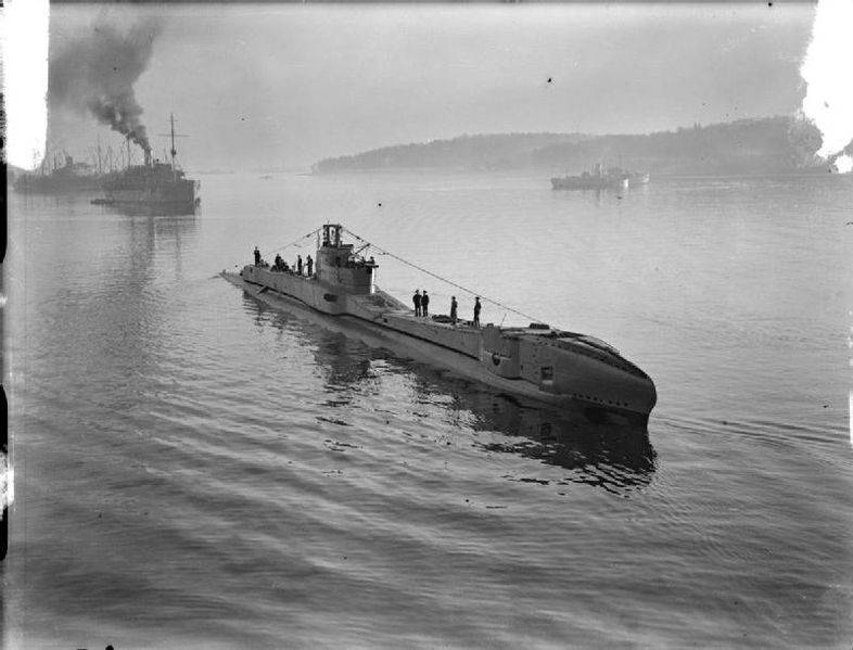 Schéma d'un U-boot type VIIC (1940) : Musée de l'Armée - P…