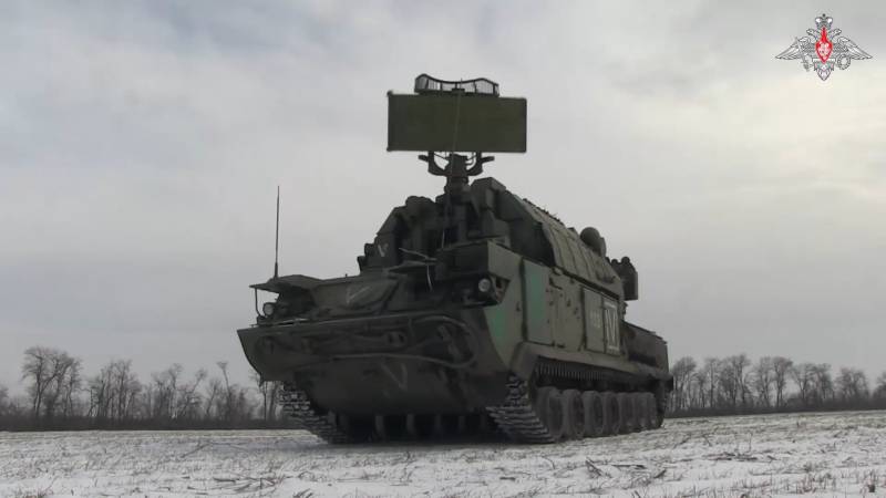 特別な運用体験：実際の戦場での Tor-M2 防空システム