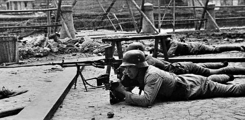 "Yangtze'de Stalingrad": İkinci Çin-Japon Savaşı'nda Şangay savaşı