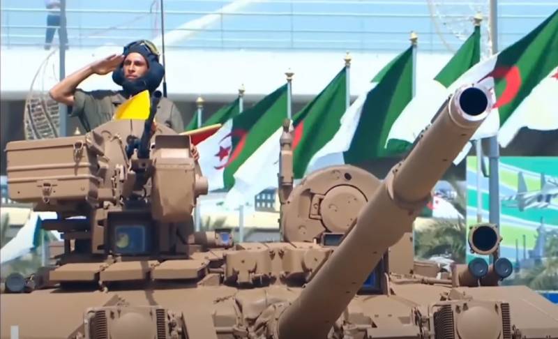 «Российские танки показали некоторые недостатки в ходе СВО»: в алжирской прессе предлагают свою версию модернизации парка Т-72/90 страны
