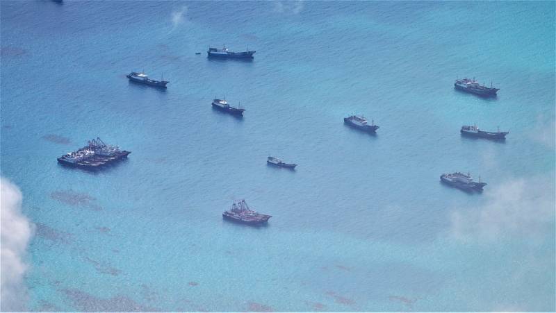 'Nổ neo và không đánh cá': Hải quân Philippines phát hiện nhiều tàu đánh cá Trung Quốc trong vùng biển tranh chấp