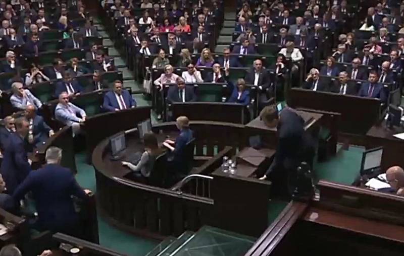 폴란드 국회의원, 우크라이나에 볼린 학살에 대한 유죄 인정 촉구