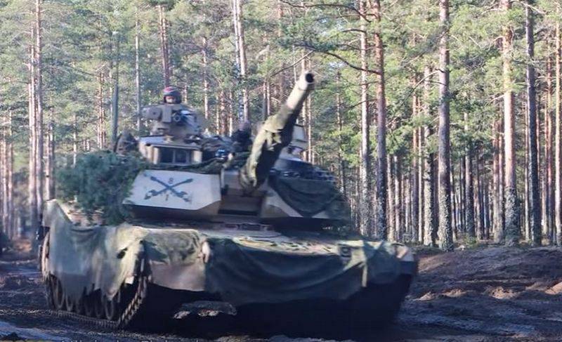 General do Exército dos EUA Douglas Sims: os tanques Abrams americanos ajudarão o exército ucraniano a mudar a situação no campo de batalha