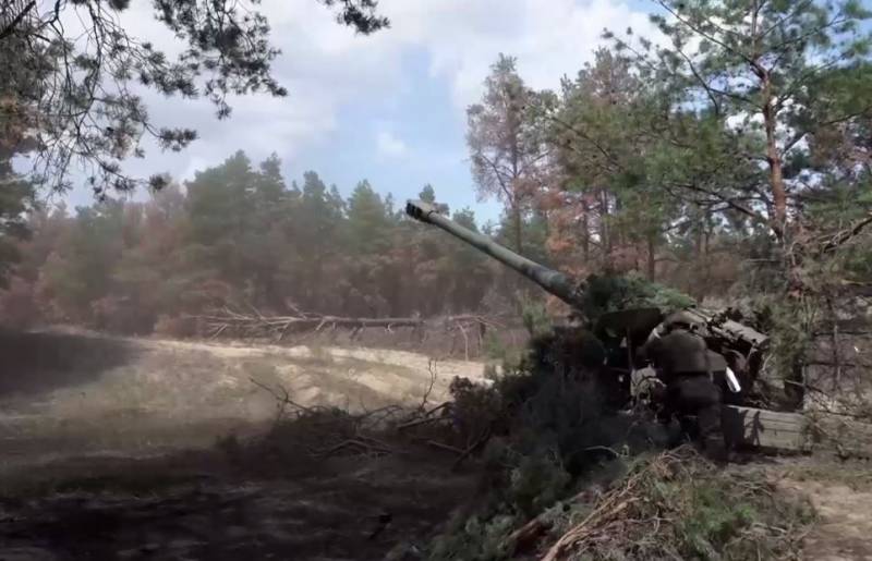 国防部：俄军在库皮扬斯克方向进攻中前进一公里半