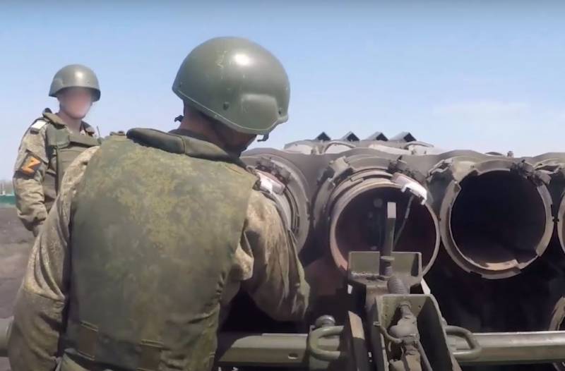הקומיסר הצבאי מנתח את הסכנה של פריצת דרך של הכוחות המזוינים של אוקראינה למליטופול דרך ואסילבקה