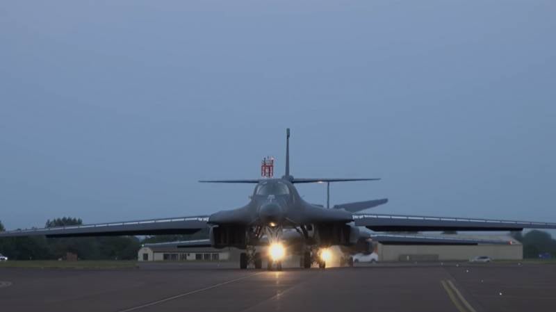 עיתונות אמריקאית: מפציץ B-1 שודרג כדי להיות מסוגל להטביע נושאות מטוסים סיניות