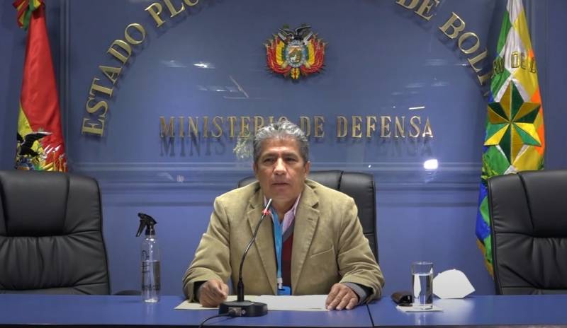 أعلن وزير الدفاع البوليفي عقب زيارته لإيران اهتمامه بالطائرات المسيرة