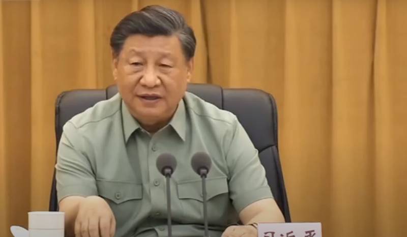 Председатель КНР призвал к ускорению темпов модернизации армии страны