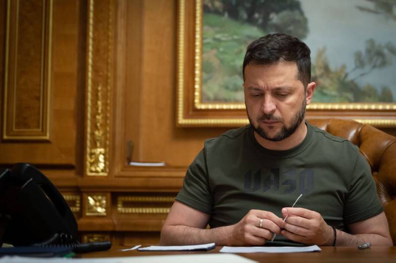 Ukrainian Telegram channels: President Zelensky ordered to mobilize another 200 thousand people in the Armed Forces of Ukraine