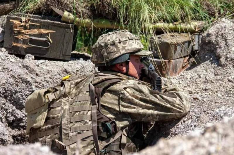 Colonnello delle forze armate austriache: molti militari ucraini addestrati nei paesi della NATO non ci sono più