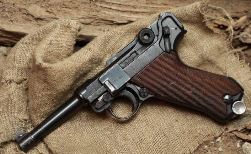 Послевоенное использование пистолетов, произведённых и разработанных в нацистской Германии