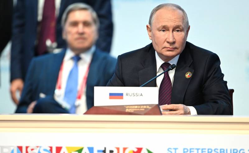 Presiden Rusia ing rapat karo pimpinan Afrika nyatakake pentinge dhasar kanggo Moskow saka status netral Ukraina