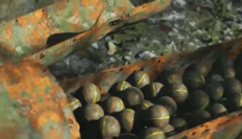 Osservatore turco: quando trasferiscono bombe a grappolo in Ucraina, gli Stati Uniti non dovrebbero dimenticare che la Russia ha una quantità significativa di munizioni simili