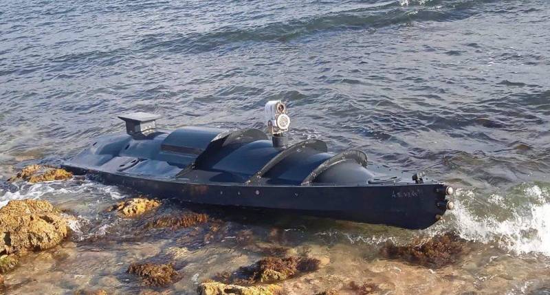Imagens do bombardeio de um dos drones navais da Marinha ucraniana durante o ataque a Sebastopol apareceram na Web