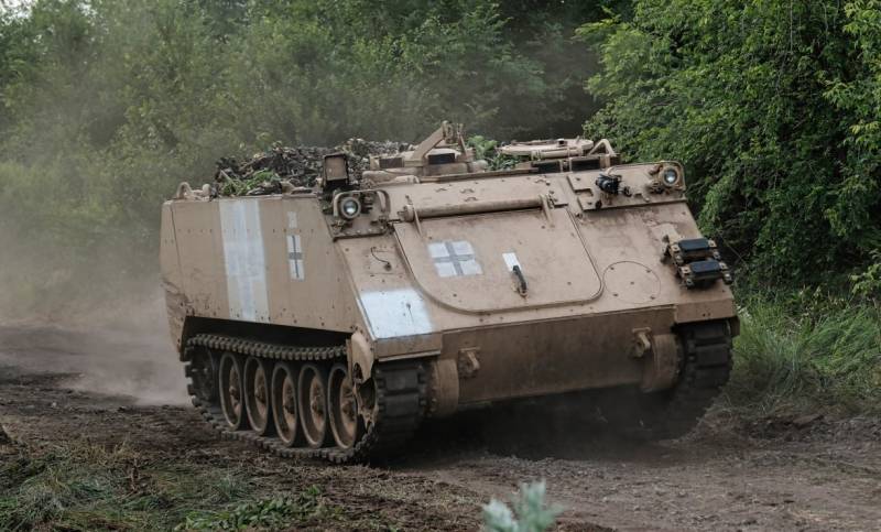 Страны Бенилюкса поддержат наступление украинской армии поставкой снятых с вооружения американских БТР М113