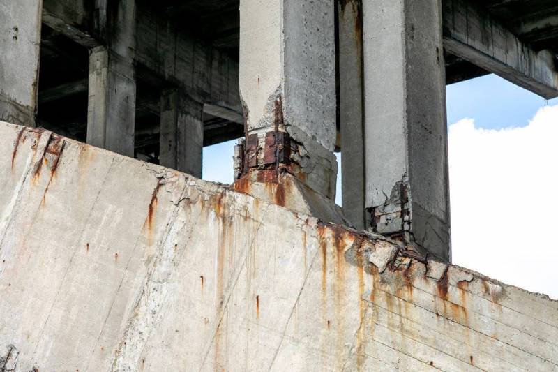 Украинские эксперты выявили значительные повреждения коррозией основных мостов через  Днепр в Киеве