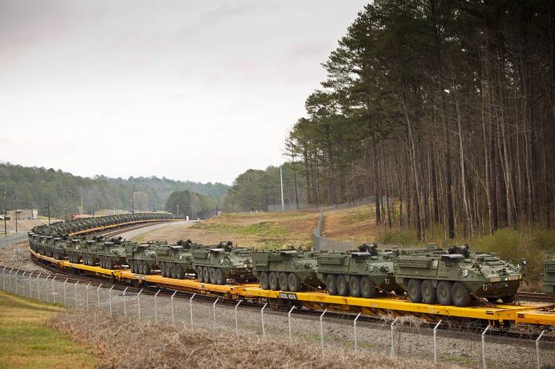 美国加速向乌克兰转移军事援助：正在准备包含导弹和装甲运兵车的新一揽子计划