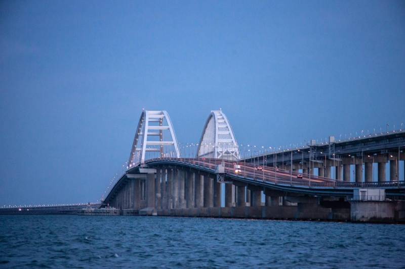 Минтранс: Интенсивность движения по Крымскому мосту восстанавливается