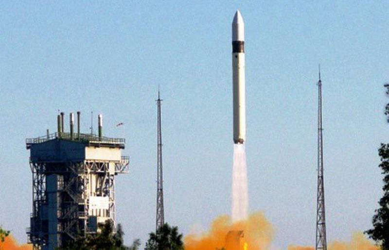 Státní výzkumné a výrobní vesmírné středisko Chrunichev oznámilo termíny dokončení prací na raketě Rokot-M s ruským řídicím systémem