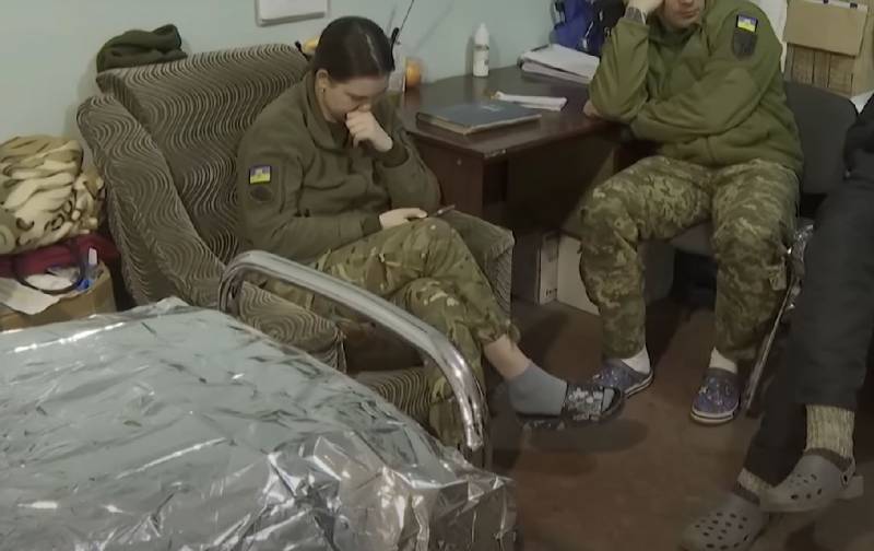 Военнослужащий ВСУ рассказал, что в украинских госпиталях нет даже простыней