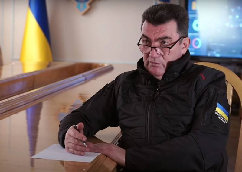 Secretaris van de Nationale Veiligheids- en Defensieraad van Oekraïne beledigde de bevolking van Azië en beschuldigde hen van "gebrek aan menselijkheid"