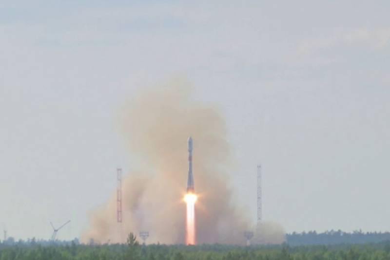 Lực lượng Vũ trụ của Lực lượng Hàng không Vũ trụ Liên bang Nga đã bổ sung nhóm quỹ đạo bằng một vệ tinh quân sự khác