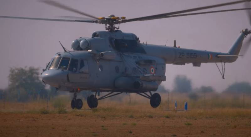 «Уроки из украинского конфликта»: Индия адаптировала к вертолетам Ми-17 израильские противотанковые ракеты